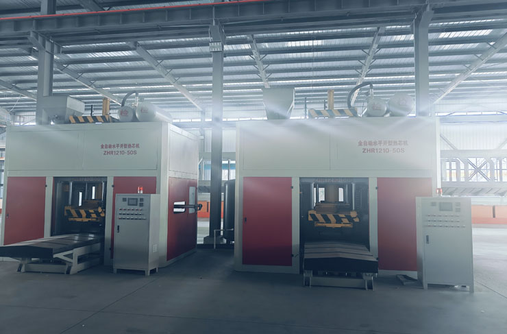 全自動水平開型熱芯機(jī)